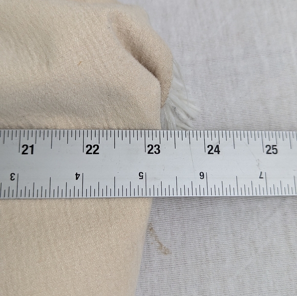 Faux Fleece Cream & Off White Reversible Vest Size M/L - Picture 4 of 12